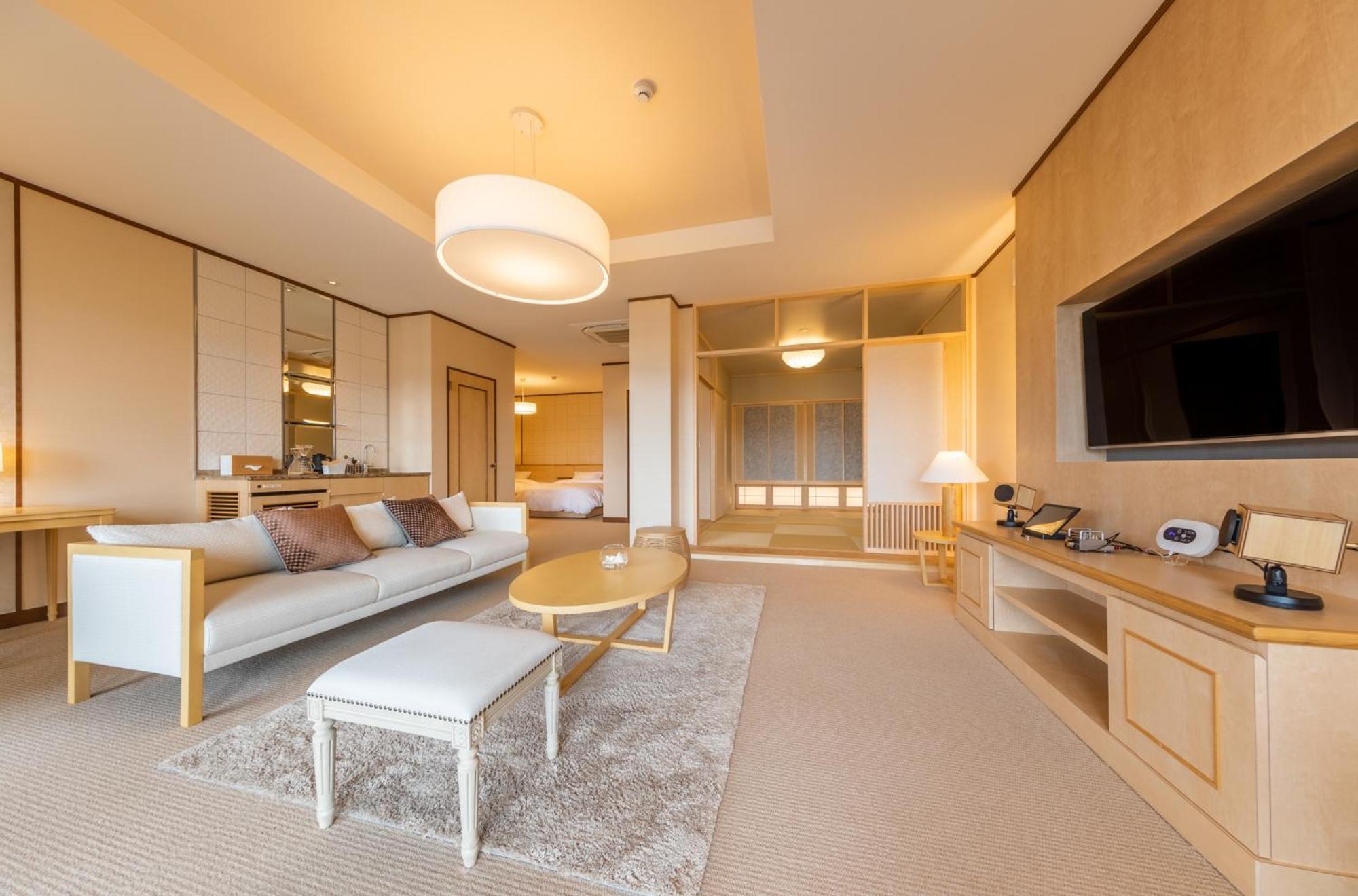 Katakura Silk Hotel سوا المظهر الخارجي الصورة