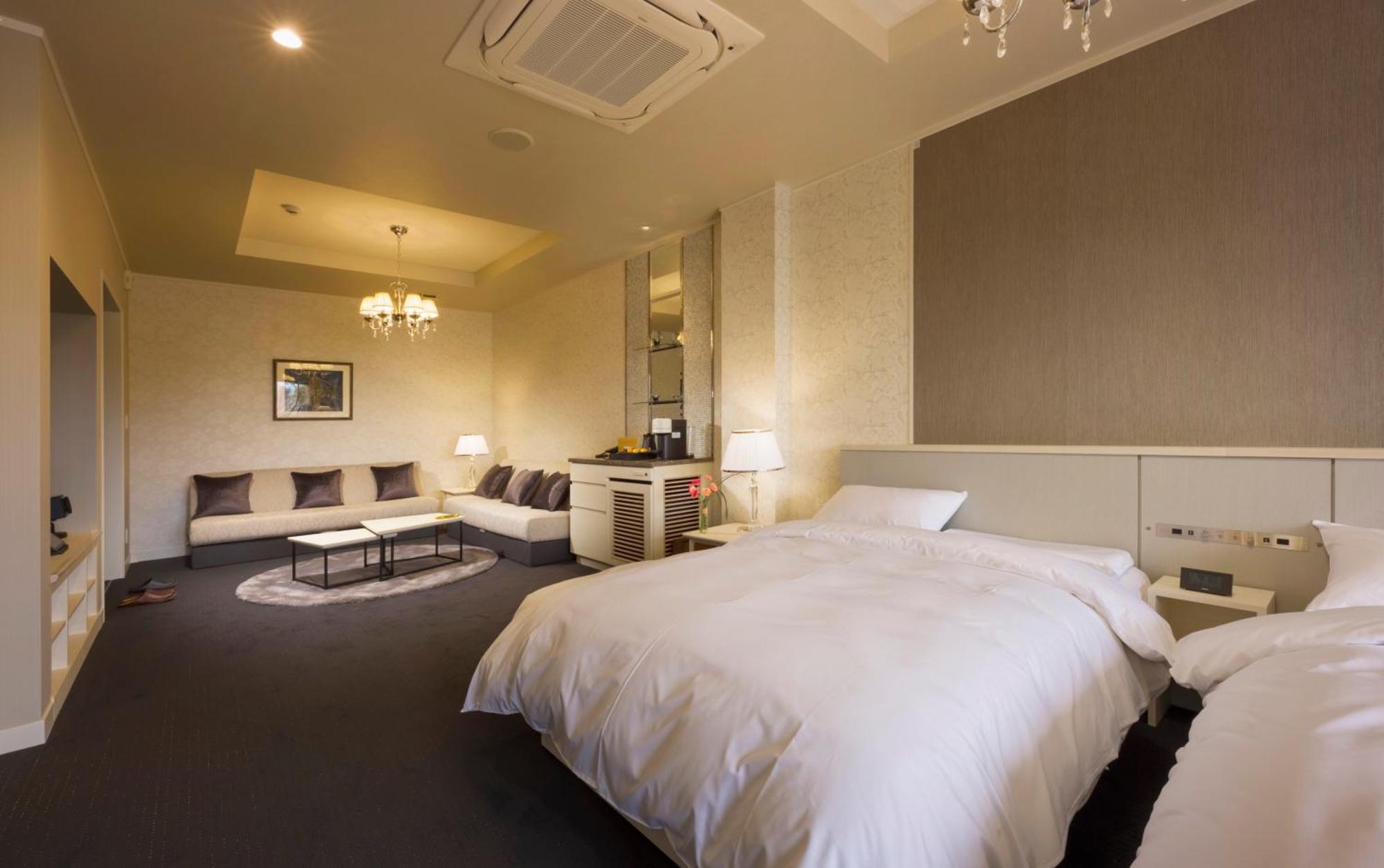Katakura Silk Hotel سوا المظهر الخارجي الصورة